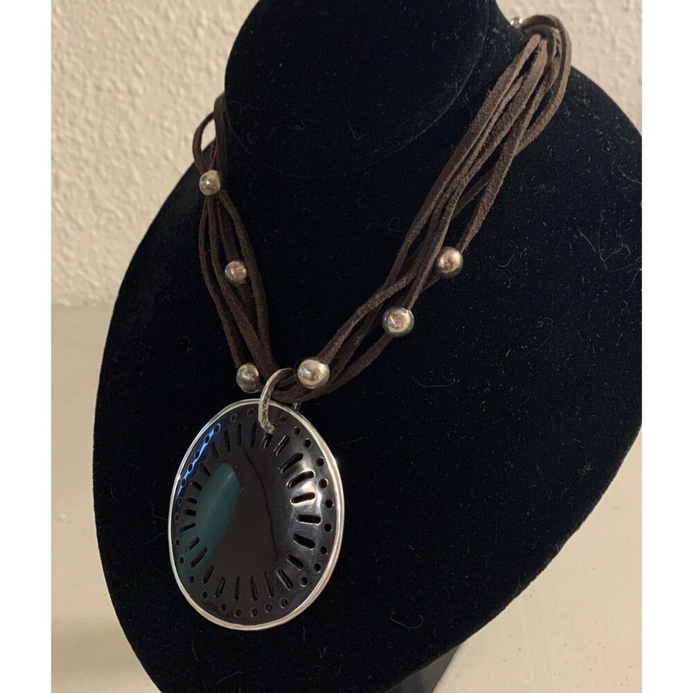 Silpada Carved Pen Shell Leather Cord Necklace N1433 Sterling Silver